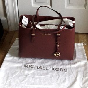 Michael Kors Jet Set Travel Bag NWT